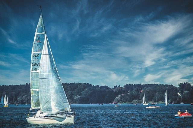 Świetnej jakości ofertę tyczącą się jachtowej elektroniki można zakupić w naszym sklepie online www.sailstore.pl! Postaw na o fachowe przyrządy dla Twojej wodnej jednostki! 2022