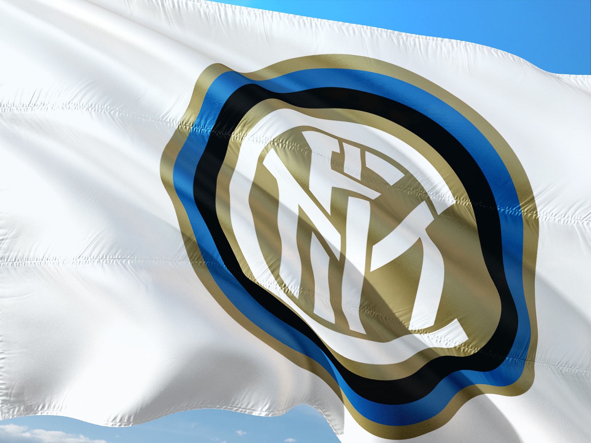 AC Milan zwyciężył Romę i zdołał odrobić parę oczek do piastującego pierwszej lokaty Interu Mediolan!